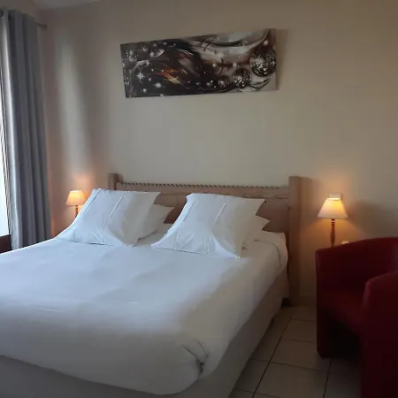 L'oasis Hotell 3*