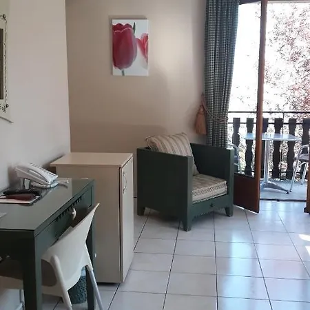 L'oasis Hotell 3*